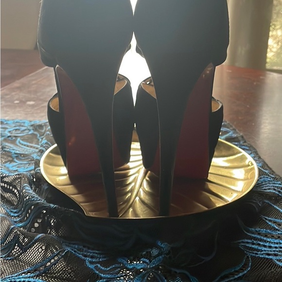 Designer heels, beautiful - Picture 4 of 5